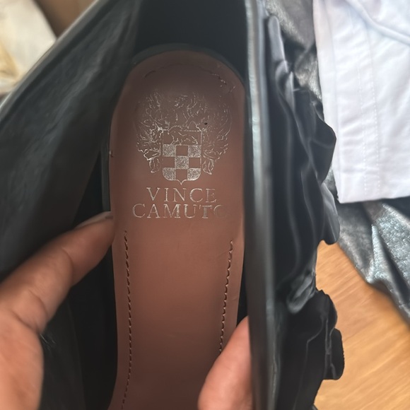 Cute booties - Picture 3 of 3